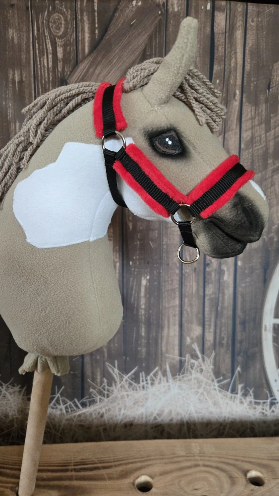 Stájová ohlávka pro Hobby Horse – černá z popruhu podšitá červeným beránkem, velikost PONY