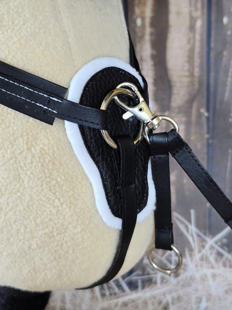 Hobby Horse - Martingal, černý, bílý fleece (2)