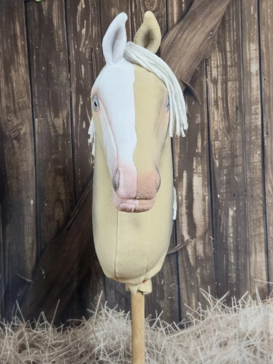 Hobby Horse - Americký paint horse (24)