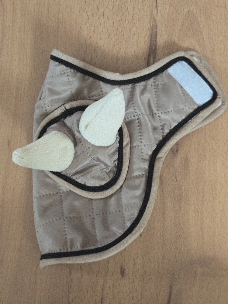 Zimní deka s čabrakou pro Hobby Horse – hnědá s černým lemováním, podšitá fleecem, velikost PONY