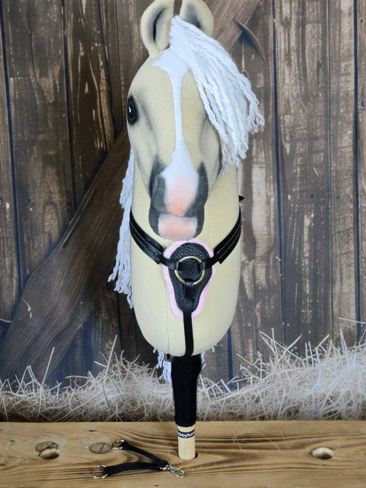 Hobby Horse - Martingal, černý, růžový beránek