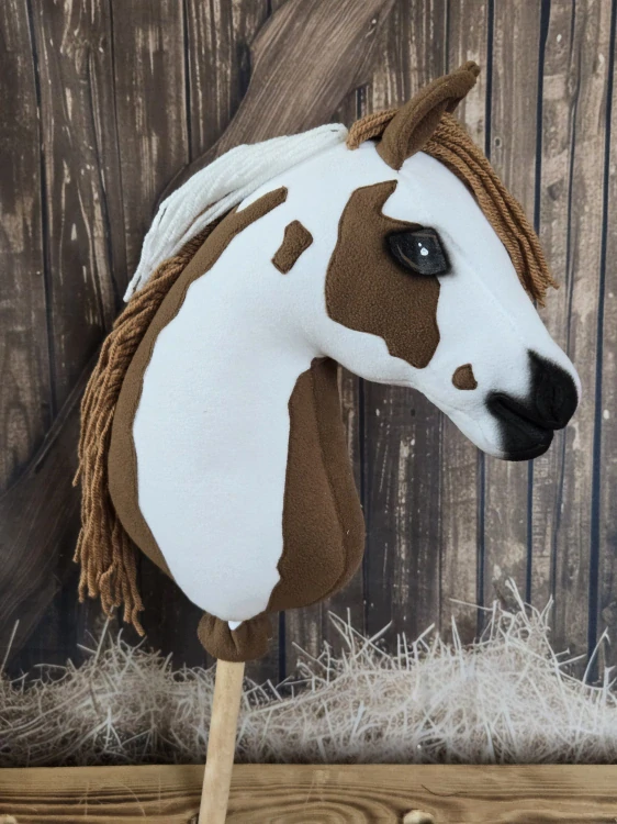 Hobby Horse - Americký paint horse (12)