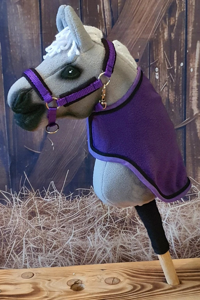 Stájová ohlávka pro Hobby Horse – fialová z popruhu podšitá černým fleecem, velikost PONY