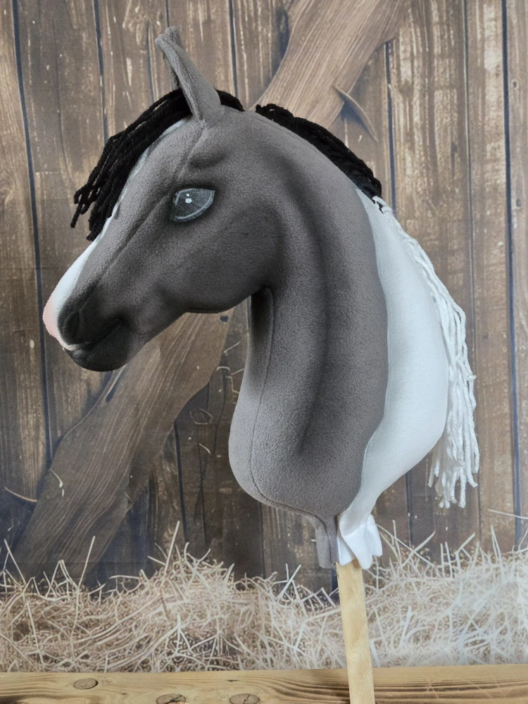 Hobby Horse - Americký paint horse (22)
