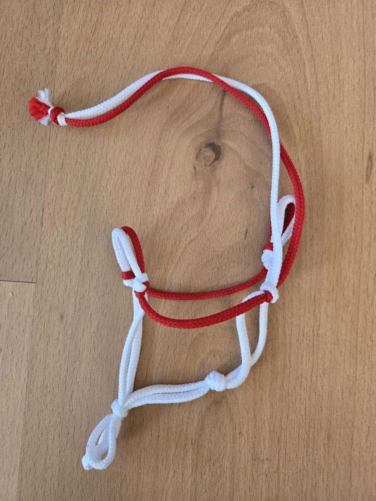 Pony - Parelka, bílo-červená