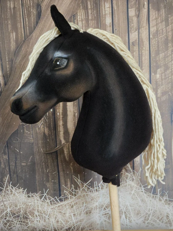 Hobby Horse - Schwarzwaldský kůň, černý (2)