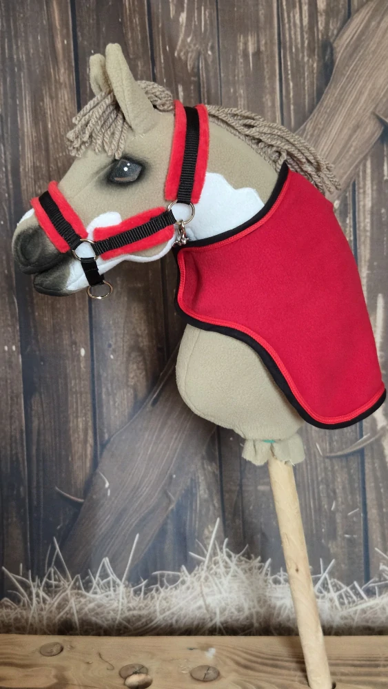 Stájová ohlávka pro Hobby Horse – černá z popruhu podšitá červeným beránkem, velikost PONY