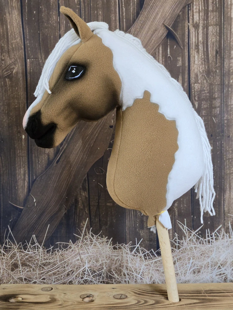 Hobby Horse - Americký paint horse (11)