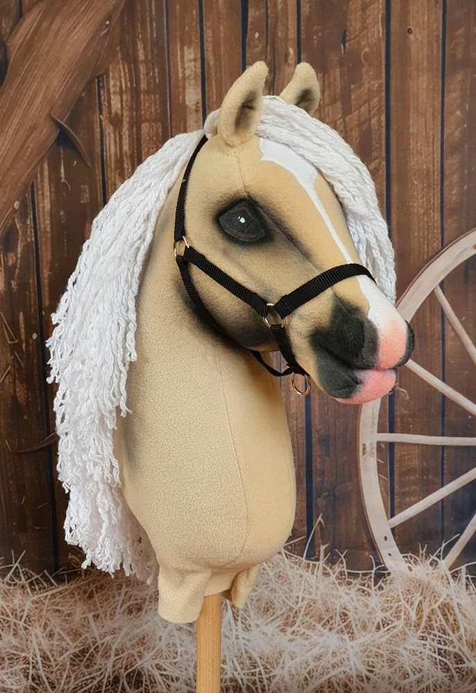 Hobby Horse - Hafling (3)
