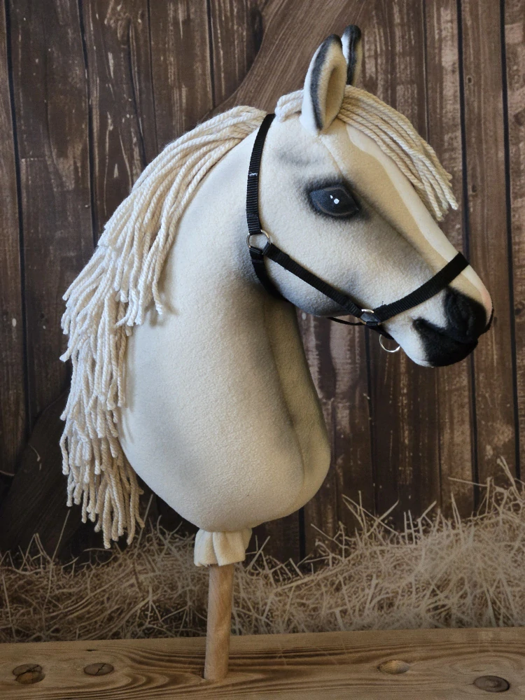 Hobby Horse - Hafling (1)
