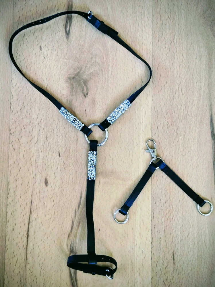 Hobby Horse - Martingal, černý, stříbrné kamínky (2)