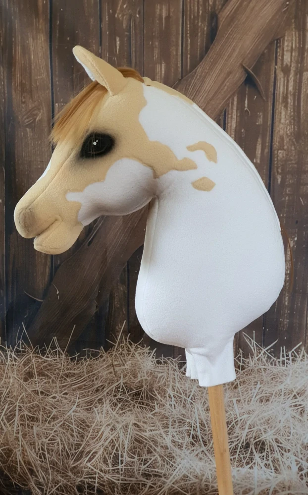 Hobby Horse - Americký Paint Horse (15)