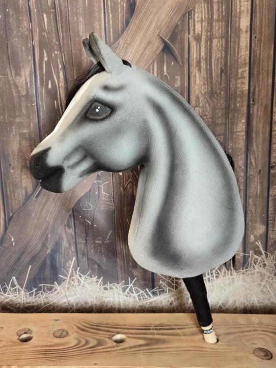 Hobby Horse - Anglický plnokrevník (9)