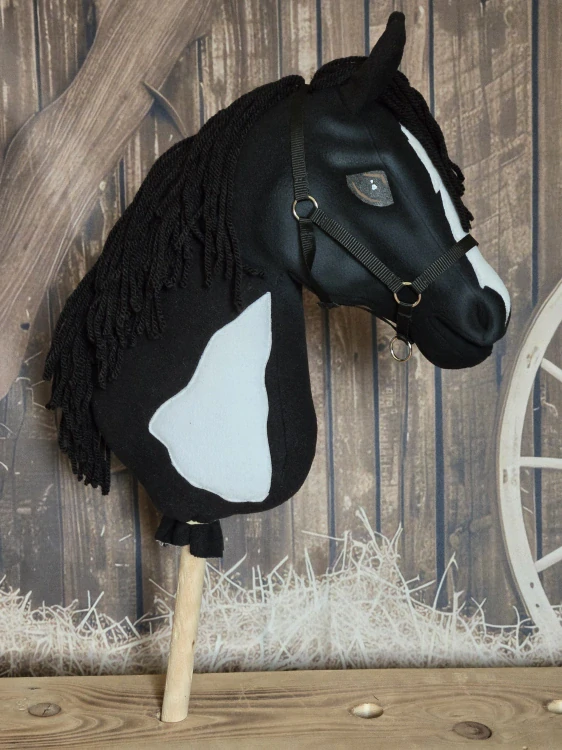 Hobby Horse - Americký paint horse (25)