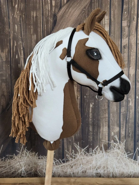 Hobby Horse - Americký paint horse (12)