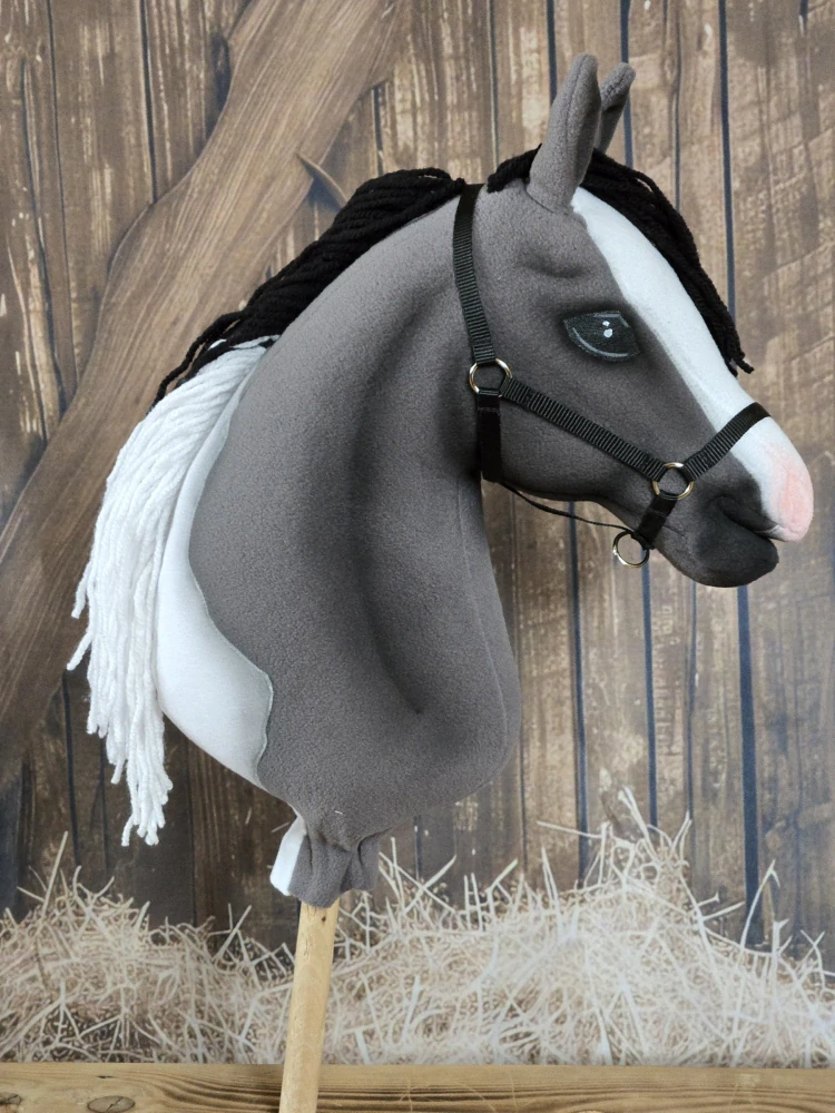 Hobby Horse - Americký paint horse (22)