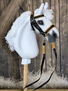Uzdečka s anglickým nánosníkem bez podpínky pro Hobby Horse – černozlatá z koženky, velikost PONY
